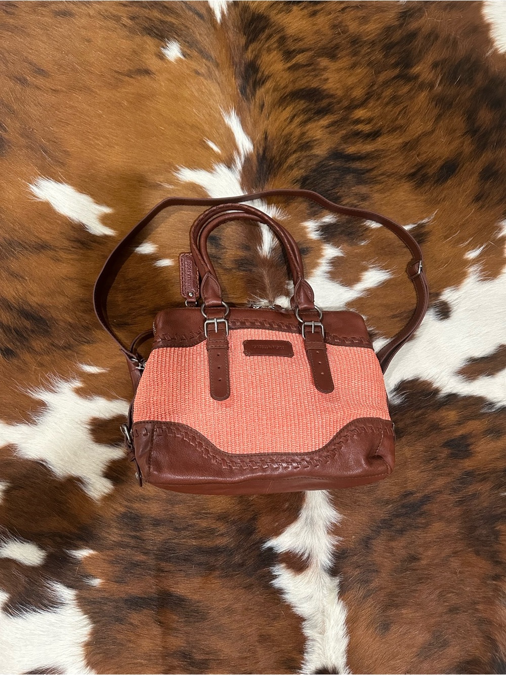 NWOT Isabella Fiore Coral Straw and Brown Leather Woven Crossbody